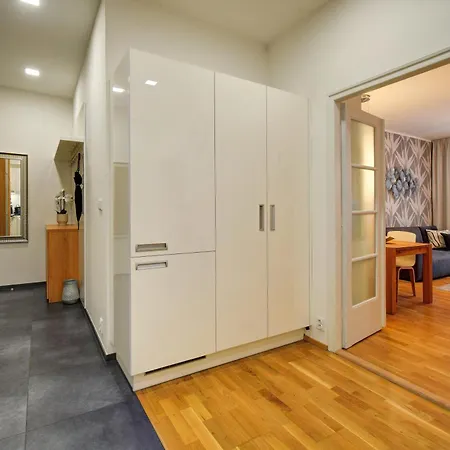 Modern & Elegance